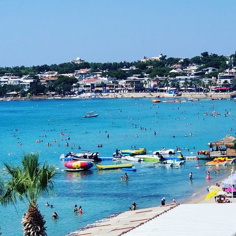 Comfort Twin Room, Beach View | Terrace/patio