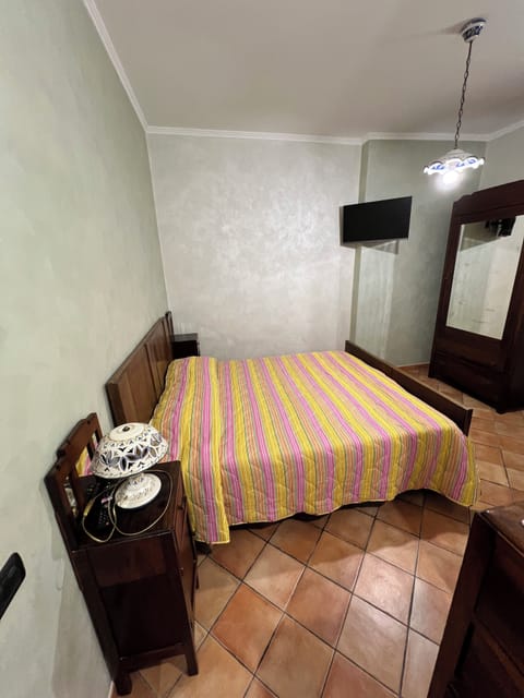 Classic Double Room, Garden View | Free WiFi