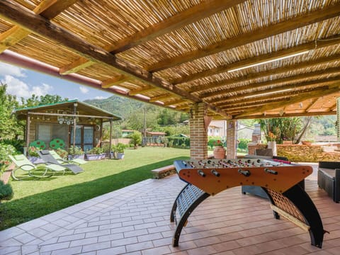 Garden, Shade, Outdoor Structure, Eco Hotel, Resort, Landscaping, Pergola, Backyard, Chair, Design