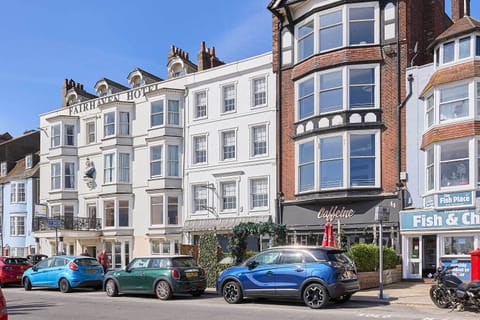 Albert House, Weymouth - Host & Stay