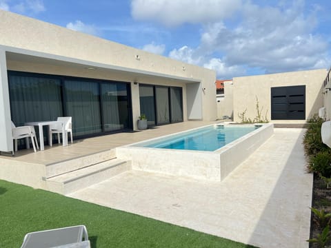 60 sq ft Private Pool