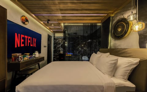 Luxury Double Room, Balcony, City View | Premium bedding, Select Comfort beds, minibar, soundproofing