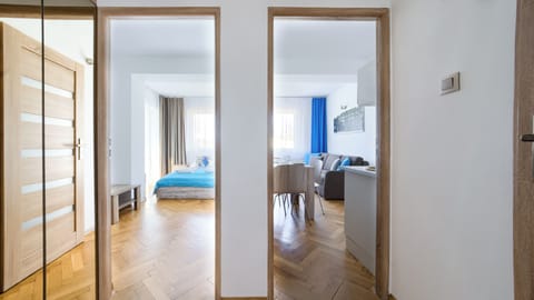 Apartment (303) | Living area | Flat-screen TV