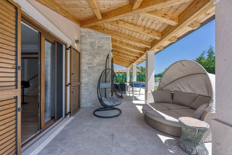 Family Villa, 3 Bedrooms, Balcony (Pool and Fun Villa Stella Klarici) | Terrace/patio