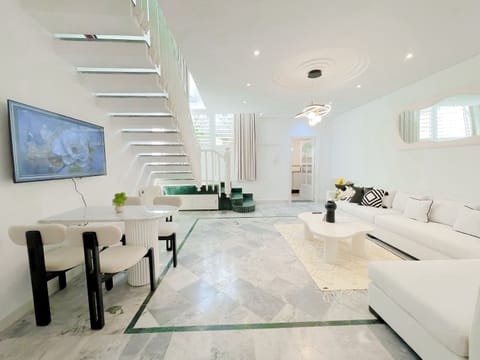 House | 1 bedroom