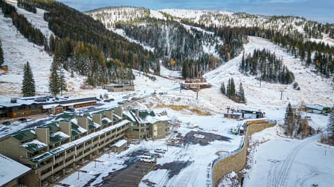 Enjoy quick access to the award-winning slopes at Whitefish Mountain Resort | Exterior