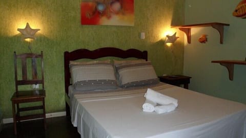 Individually decorated, free cribs/infant beds, rollaway beds, free WiFi