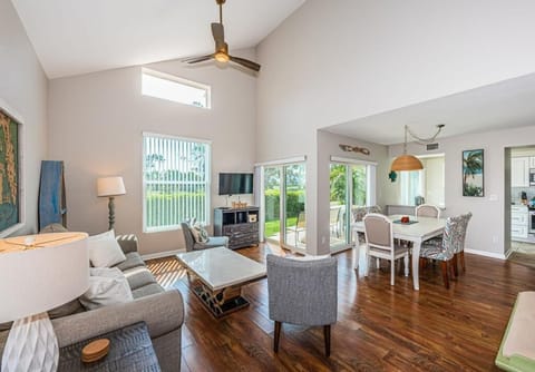 19-web-or-mls-Foyer 2