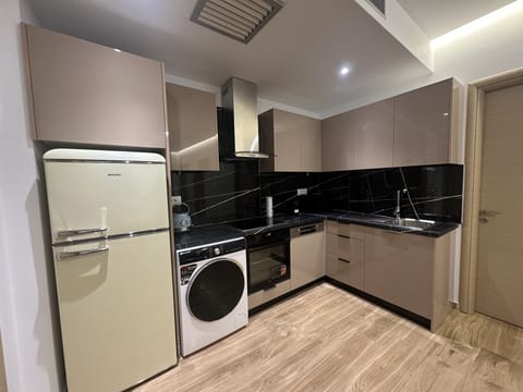 Apartment, Sea View | Private kitchen