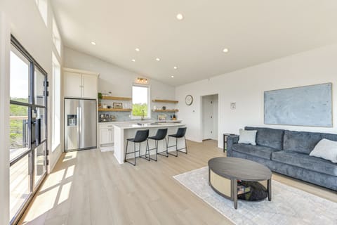 House (1 Bedroom) | Interior