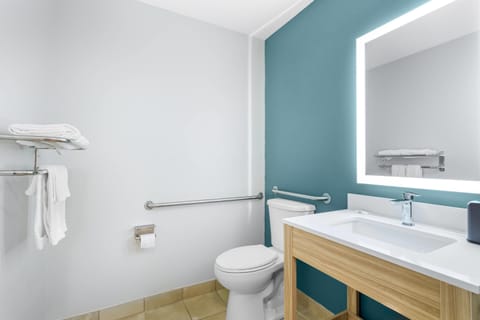 Desk, blackout drapes, iron/ironing board, free WiFi