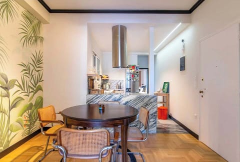 Athens Apt: Relax in Artful Comfort.