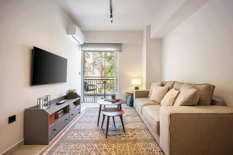 Clean, modern living space in a prime downtown Athens location near everything