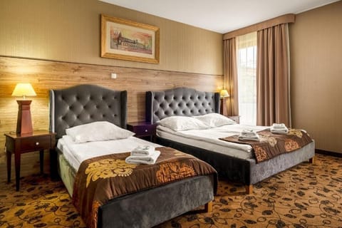 Classic Triple Room | In-room safe