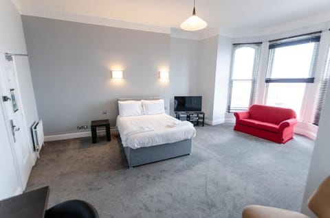 Superior Double Room, Sea View | In-room safe, desk, iron/ironing board, free WiFi