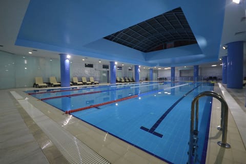 Sauna, hot tub, steam room, massages