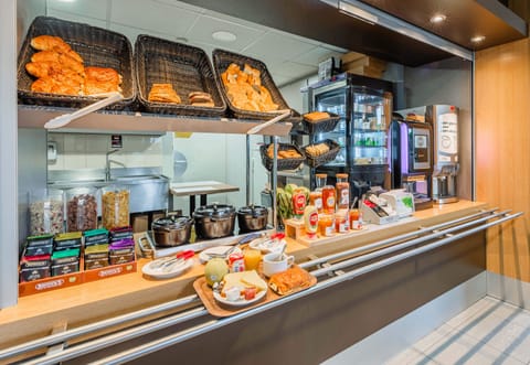 Daily buffet breakfast for a fee