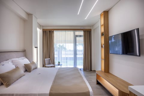 Deluxe Double Room, Sea View | Soundproofing, free WiFi