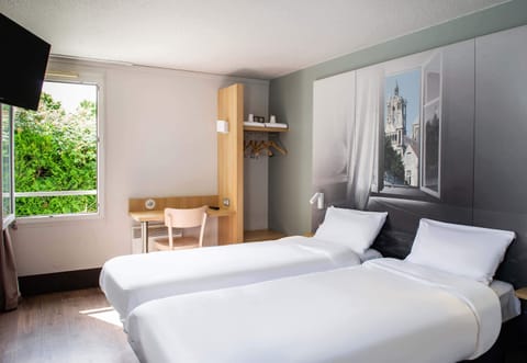 Twin Room, Non Smoking | Premium bedding, desk, soundproofing, free WiFi