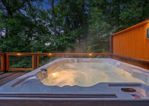 Private hot tub deck at Wandering Oak cabin rental in Pigeon Forge TN