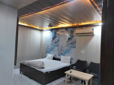 Standard Triple Room | Desk, WiFi (free)