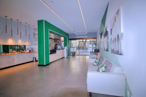 Family Apartment | Lobby