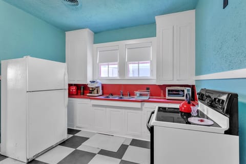 Indoors, Kitchen, Appliance, Refrigerator, Floor