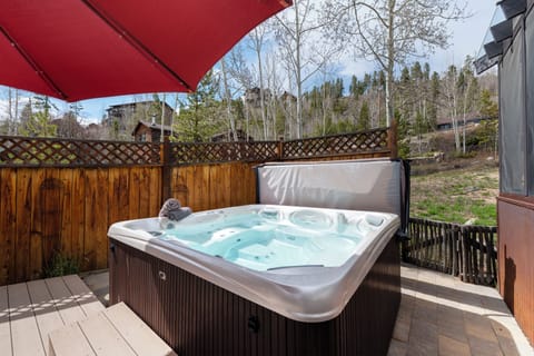 Gorgeous outdoor patio with private hot tub!
