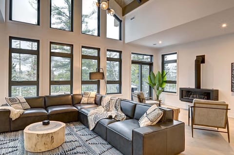 Deluxe Condo, Balcony | Living area
