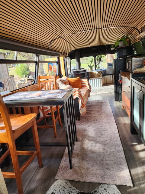 Dinning table or work space with fast wifi