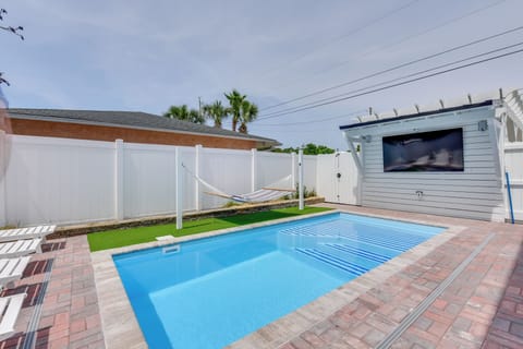 Panama City Beach Vacation Rental | 4BR | 3.5BA | 1,800 Sq Ft | 5 Steps to Enter