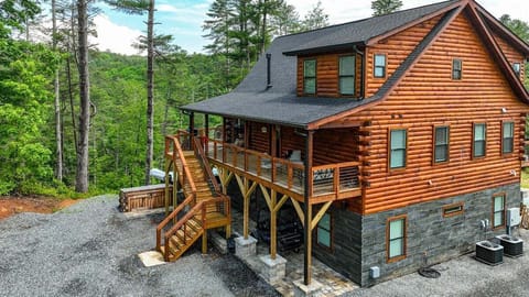 Welcome To Logan`s Lodge