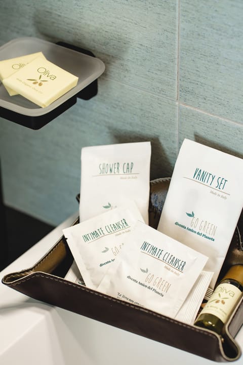 Classic Room, City View | Bathroom | Shower, hair dryer, towels, soap