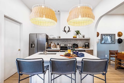 House (Multiple Bedrooms) | Interior