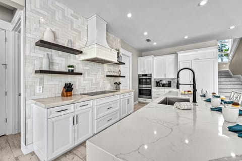 Expansive kitchen with everything you need from a simple lunch to an elegant multi-course dinner.