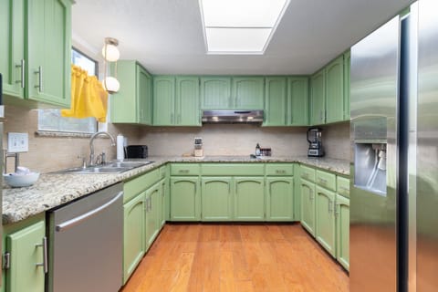 Our fully stocked kitchen features high-end appliances, ample cabinetry, and all the tools you need to create culinary masterpieces or whip up a quick meal. Cooking here is a breeze!