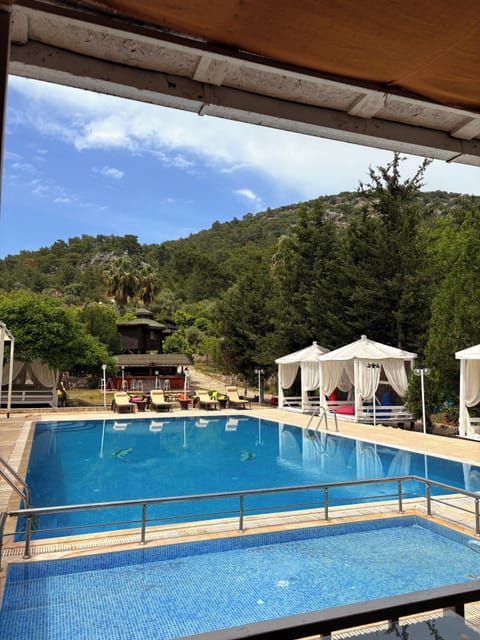 Seasonal outdoor pool