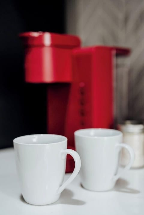 Start your day right with the convenient Keurig coffee machine, ready to brew your favorite single-serve coffee or tea in minutes