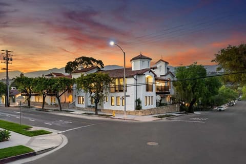 Spanish charm, modern luxury—close to State Street.