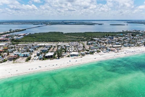 Palm Isle Village 3208 Aerial View (1)