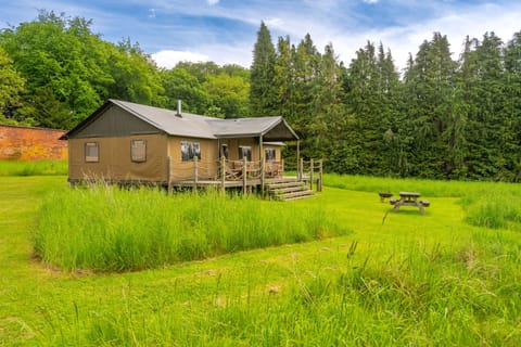 Exton Park at Lantern and Larks