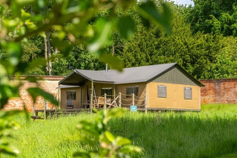 Exton Park at Lantern and Larks