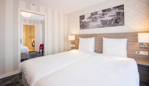 Unit with Two Twin size beds