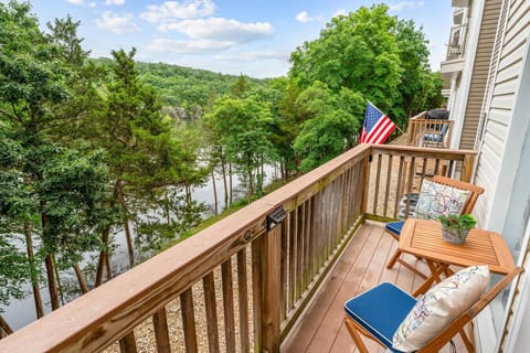Beautiful view w/ table and chairs on deck