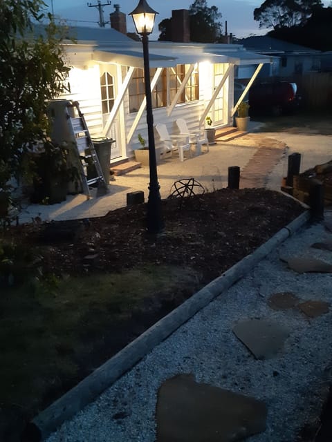 Welcome to Little Shack.