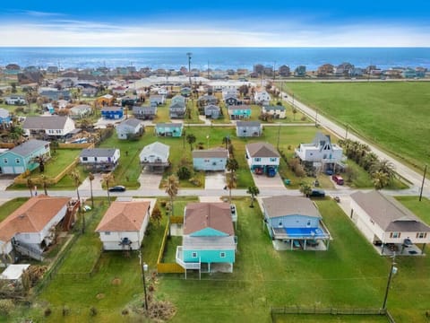 Immerse yourself stylishly in the island lifestyle with this beautiful home