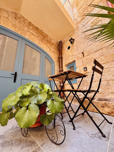 Room, 1 Bedroom, Accessible | Outdoor dining