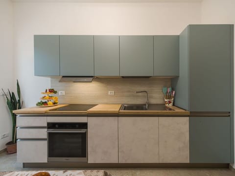 Composite Material, Porch, Eco Hotel, Shade, Deck, Outdoor Furniture, Balcony, Patio, Flowerpot, Wood Stain