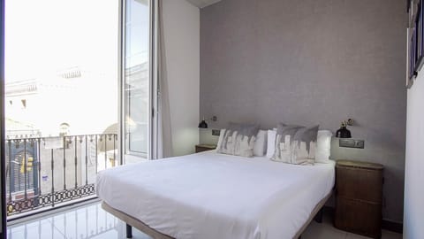 Deluxe Double Room | Free WiFi, bed sheets, wheelchair access