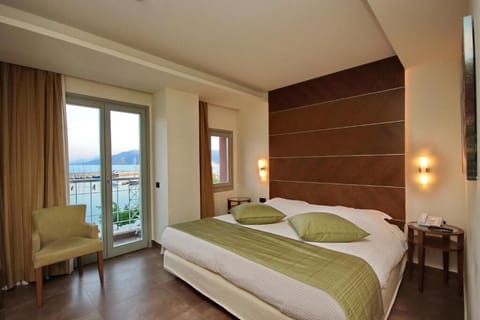 Superior Double Room, Balcony, Sea View | In-room safe, blackout drapes, soundproofing, iron/ironing board